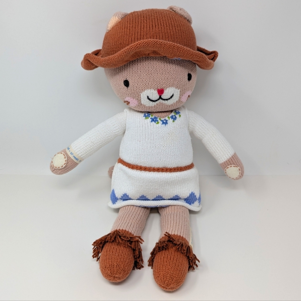 Cuddle &  Kind Chelsea Cat Plush Regular 20" Handmade Knit Peru